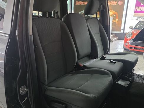 Used 2017 RAM 1500 Classic SLT AWD/4WD image 23