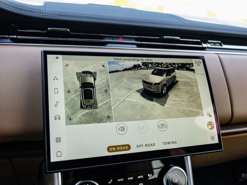 Used 2023 Land Rover Range Rover SE AWD/4WD image 53