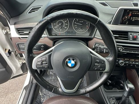 Used 2017 BMW X1 xDrive28i AWD/4WD image 18