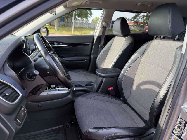 Used 2021 Kia Seltos S AWD/4WD image 16