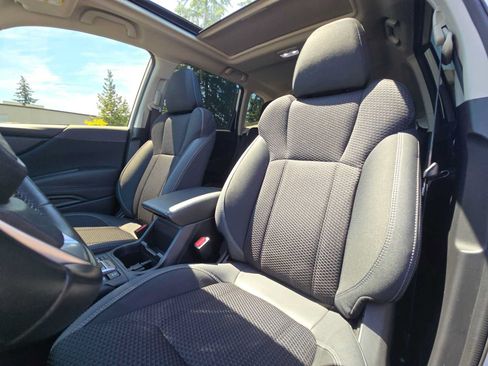 Used 2023 Subaru Forester Premium AWD/4WD image 22