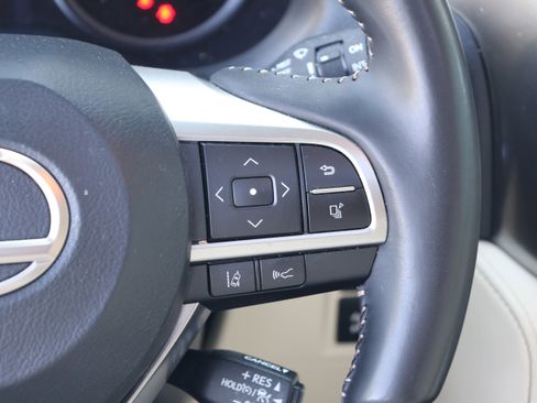 Used 2023 Lexus GX 460 Premium w/ Accessory Package AWD/4WD image 22