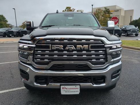 New 2026 RAM 2500 Limited AWD/4WD image 9