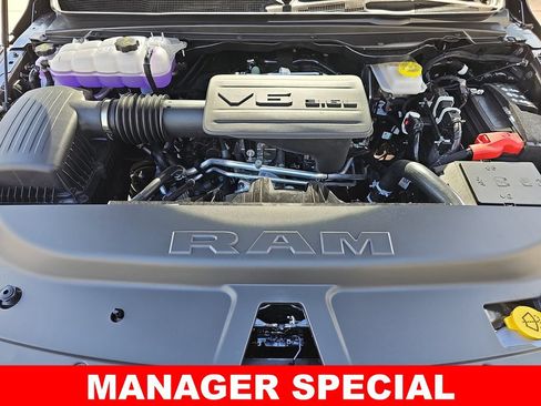 Used 2025 RAM 1500 Big Horn RWD image 31