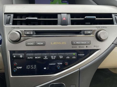Used 2013 Lexus RX 450h AWD image 18