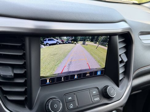 Used 2021 GMC Acadia AT4 w/ Technology Package AWD/4WD image 56