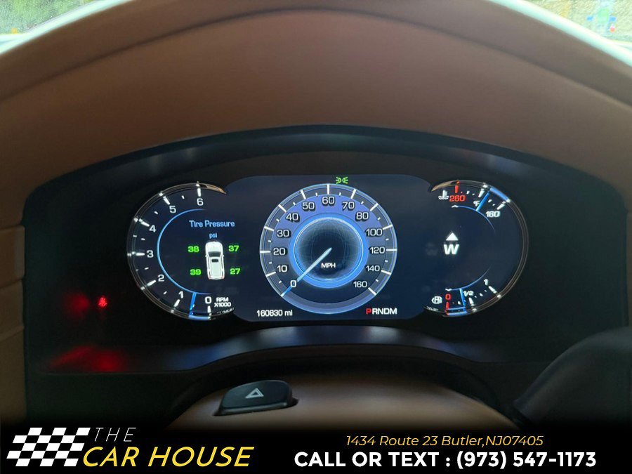 Used 2016 Cadillac Escalade Platinum AWD/4WD image 34