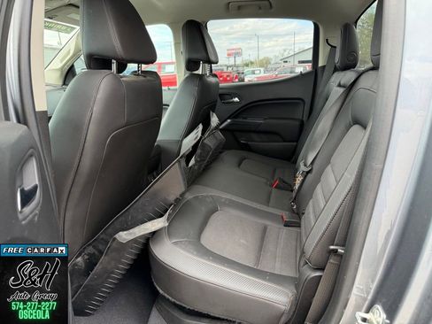 Used 2021 GMC Canyon AT4 image 5