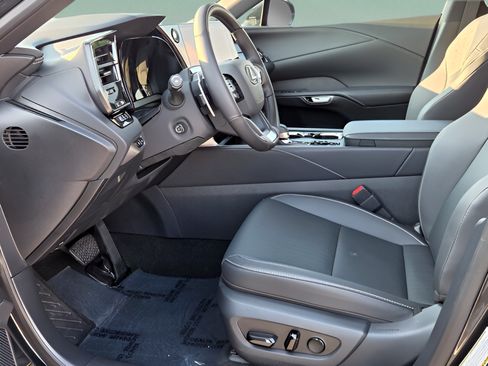 Certified 2026 Lexus RX 450h AWD w/ Convenience Package image 24