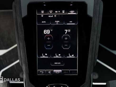 Used 2023 Lamborghini Huracan Sterrato image 33