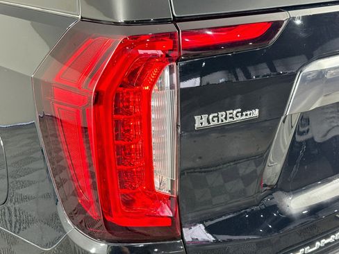 Used 2021 GMC Yukon AT4 w/ Rear Media and Nav Package AWD/4WD image 34