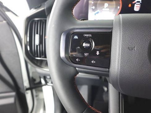 New 2025 Nissan Armada PRO-4X image 18