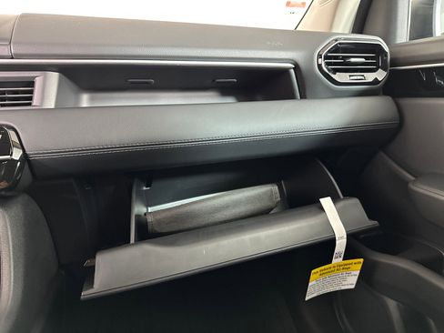 New 2025 Honda Pilot EX-L image 32