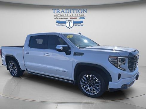 Used 2024 GMC Sierra 1500 Denali Ultimate AWD/4WD image 3