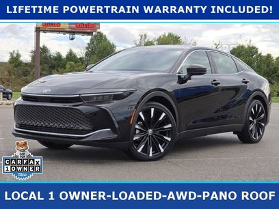 Used 2025 Toyota Crown Platinum