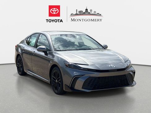 New 2026 Toyota Camry SE FWD image 1