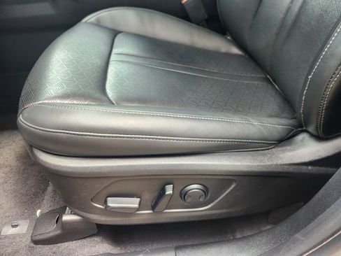 Used 2023 Kia Sorento SX FWD image 24