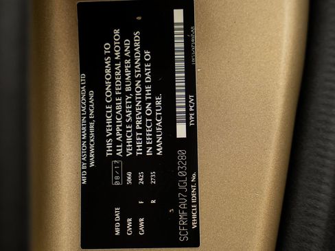 Used 2018 Aston Martin DB11 V12 RWD image 60