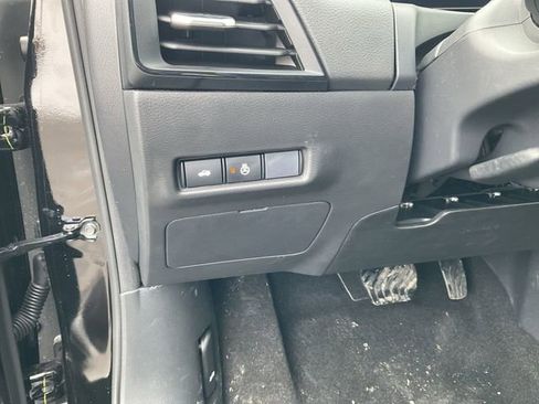 New 2026 Nissan Sentra SV w/ SV Convenience Package image 18