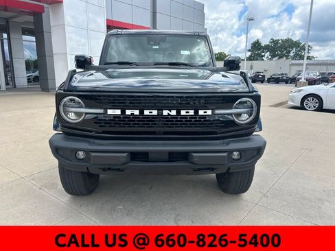 Used 2021 Ford Bronco Outer Banks AWD/4WD image 3