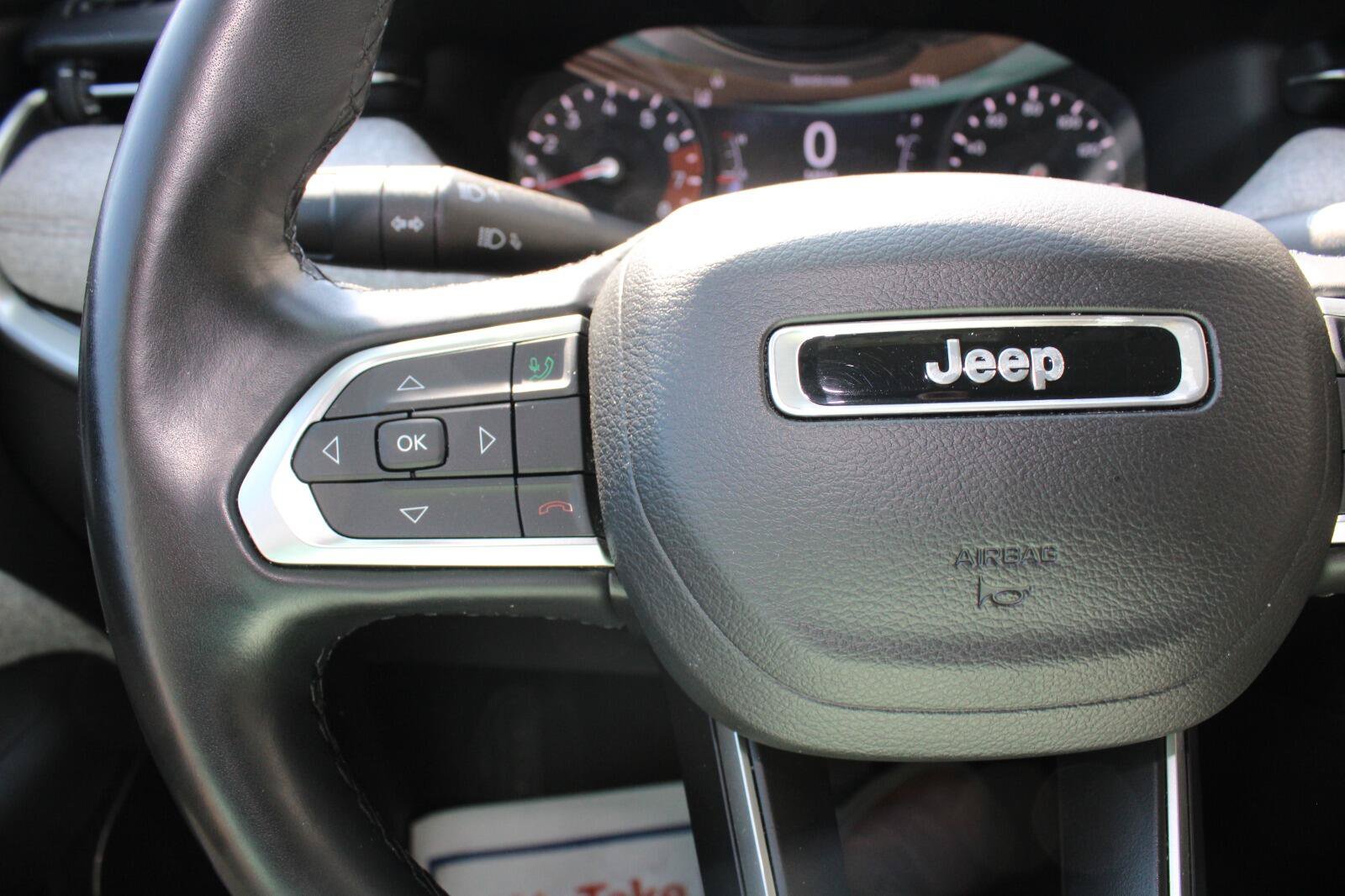 Used 2022 Jeep Compass Latitude AWD/4WD image 14