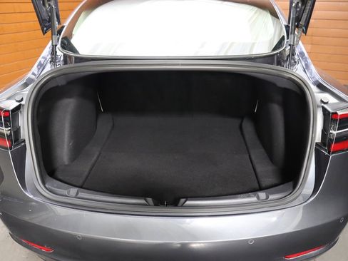 Used 2023 Tesla Model 3 Standard Range image 14