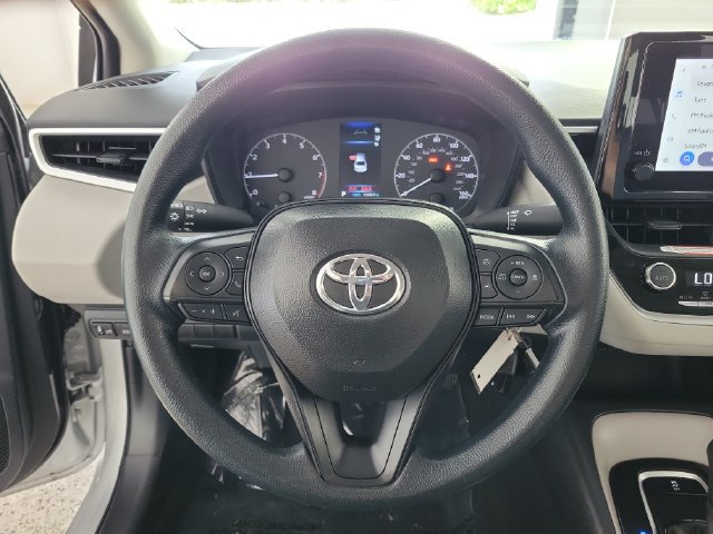 Used 2025 Toyota Corolla LE FWD image 26