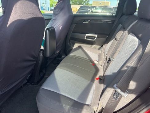 Used 2013 Chevrolet Captiva Sport LS FWD image 5