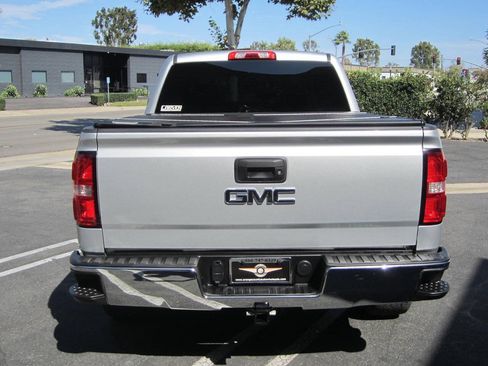Used 2015 GMC Sierra 1500 SLE w/ SLE Value Package AWD/4WD image 5