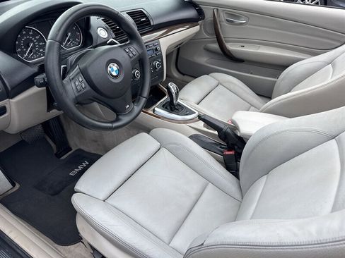 Used 2012 BMW 135i Convertible image 21