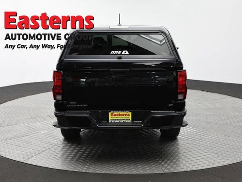 Used 2023 Chevrolet Colorado LT w/ LT Convenience Package AWD/4WD image 6