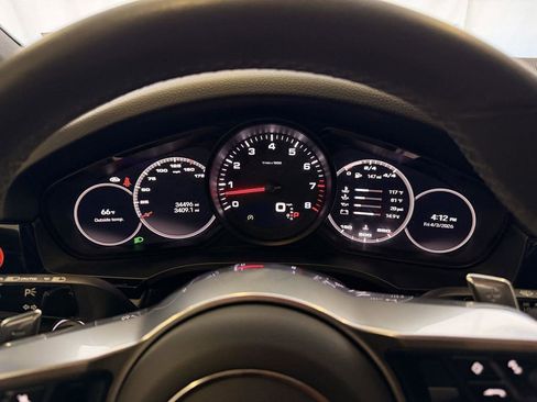 Certified 2023 Porsche Cayenne Coupe AWD/4WD image 20