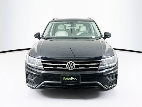 Used 2019 Volkswagen Tiguan SE w/ 3rd Row Seat Package image 2
