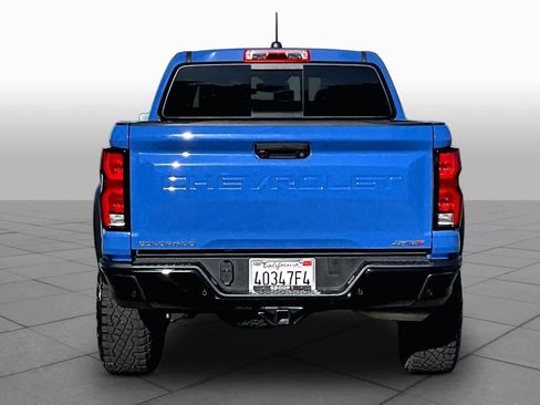 Used 2025 Chevrolet Colorado ZR2 AWD/4WD image 4