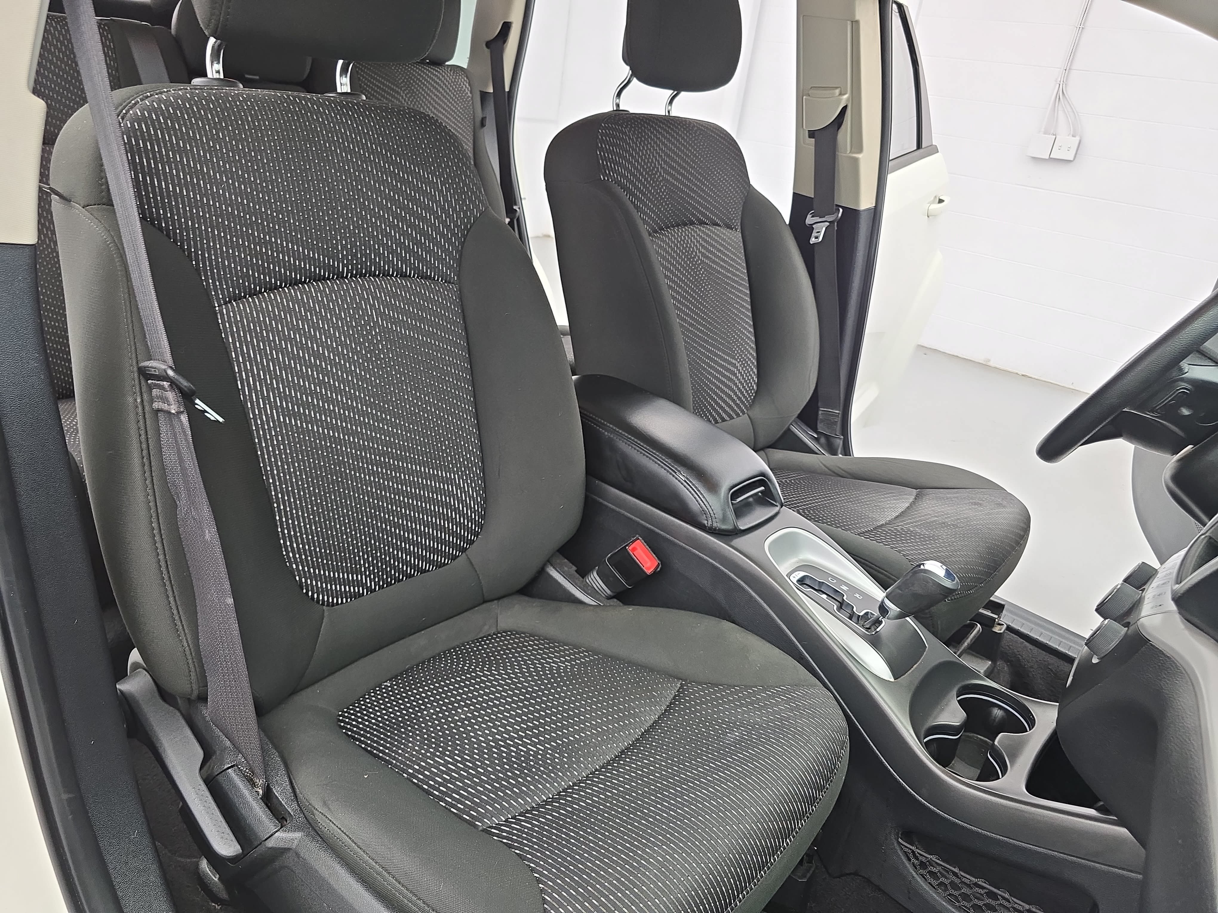 Used 2020 Dodge Journey SE FWD image 10