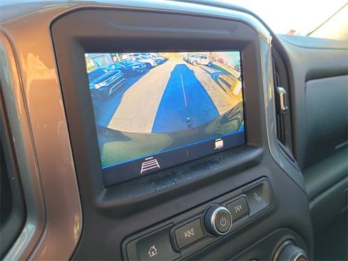 Used 2021 Chevrolet Silverado 1500 Custom image 28