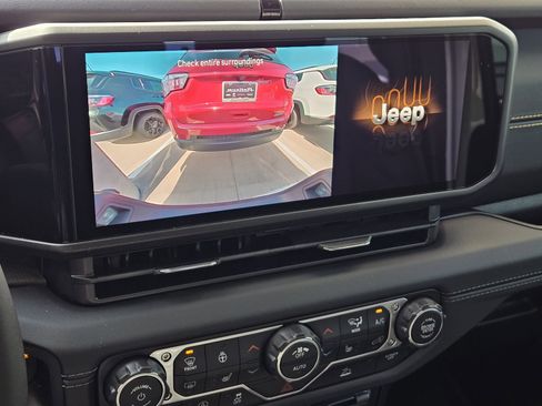 New 2026 Jeep Gladiator Sport image 20