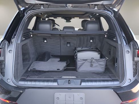 New 2026 Land Rover Range Rover Sport SE AWD/4WD image 16