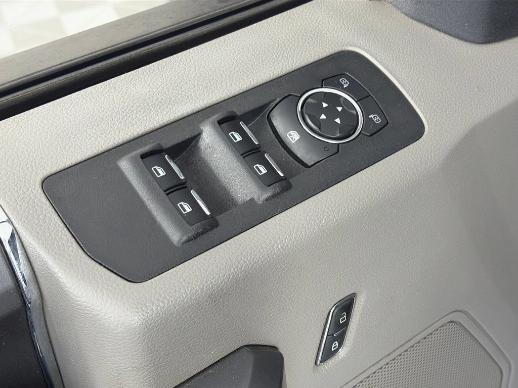 Used 2018 Ford F150 XLT w/ Equipment Group 302A Luxury AWD/4WD image 24