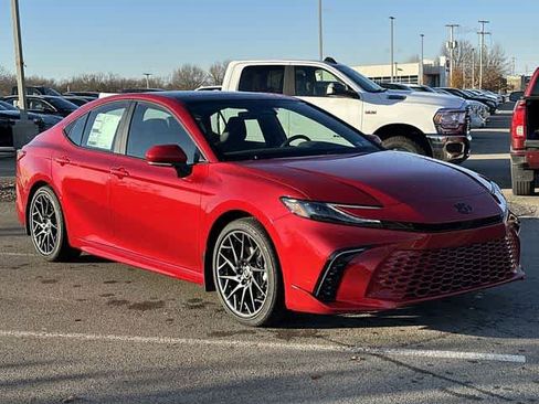 New 2026 Toyota Camry XSE FWD image 30