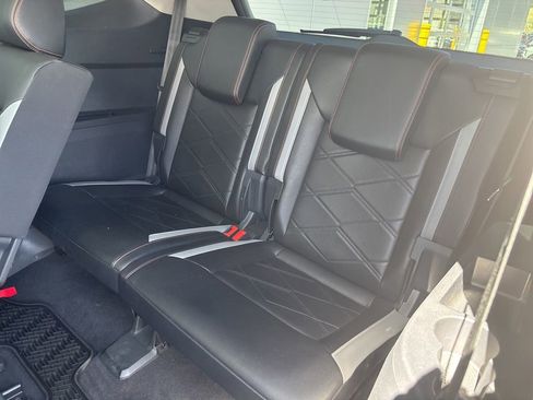 Used 2024 Volkswagen Atlas Peak Edition SEL AWD/4WD image 15