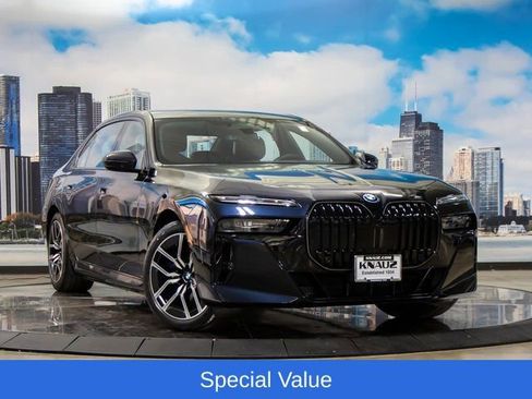 Used 2025 BMW 750e xDrive w/ Executive Package AWD/4WD image 1