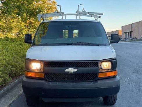 Used 2013 Chevrolet Express 2500 RWD image 4