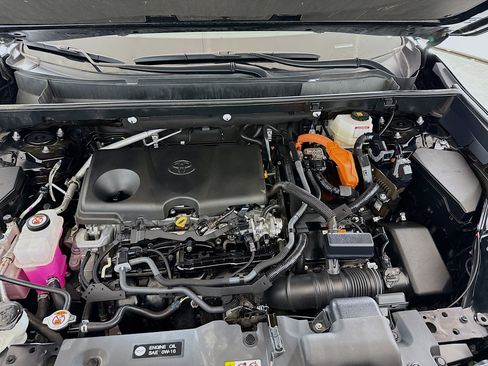 Used 2025 Toyota RAV4 LE image 26