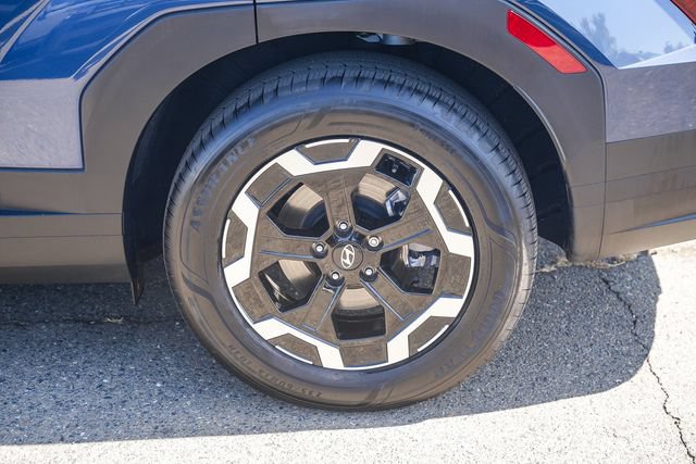 Certified 2025 Hyundai Santa Fe SEL FWD image 12