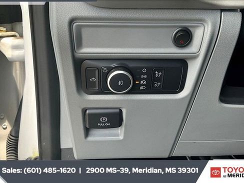 Used 2022 Ford F150 XLT w/ Trailer Tow Package image 23