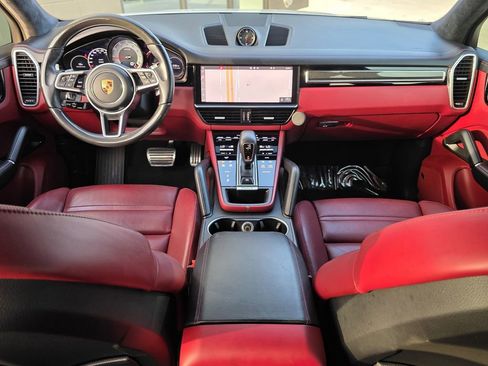 Certified 2021 Porsche Cayenne GTS image 17