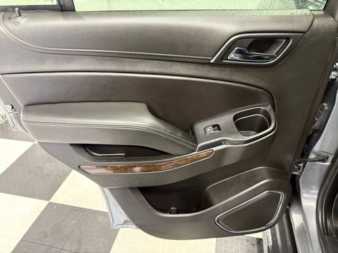 Used 2020 Chevrolet Tahoe LT image 23