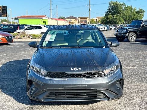 Used 2023 Kia Forte LXS FWD image 2