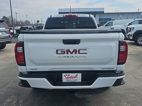 Certified 2023 GMC Canyon Elevation w/ Convenience Package image 5